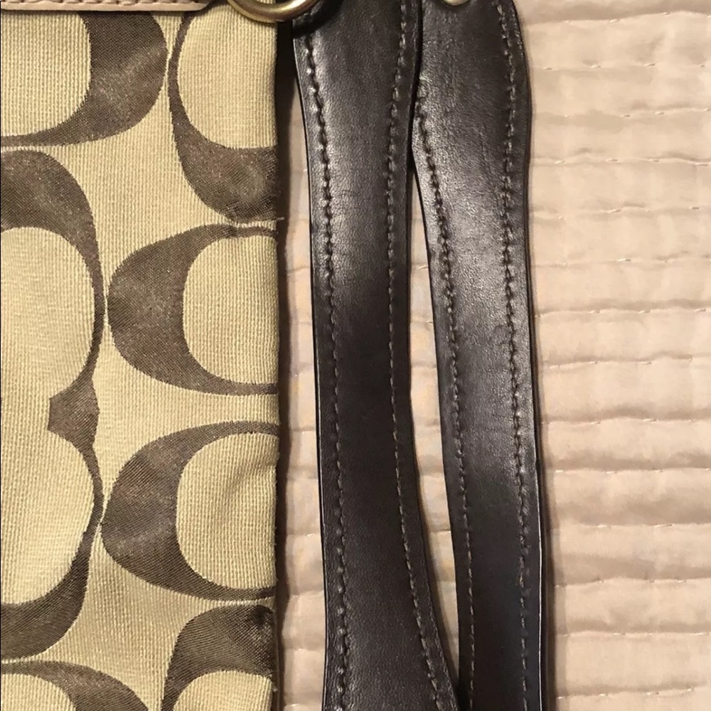 Excellent Condition Coach handbag - Picture 4 of 8
